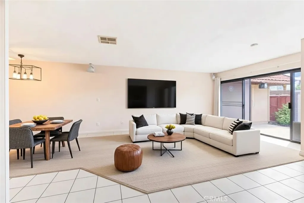 23401 Via San Miguel, Aliso Viejo, California 92656 home-pic-1