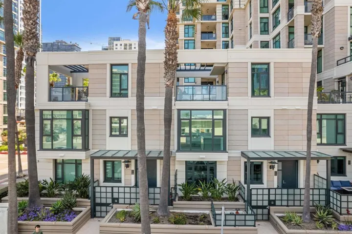 1179 Pacific Hwy 108, San Diego, California 92101