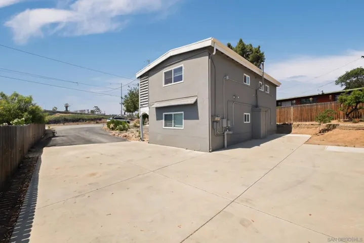 3754 56 Riviera Dr, La Mesa, California 91941