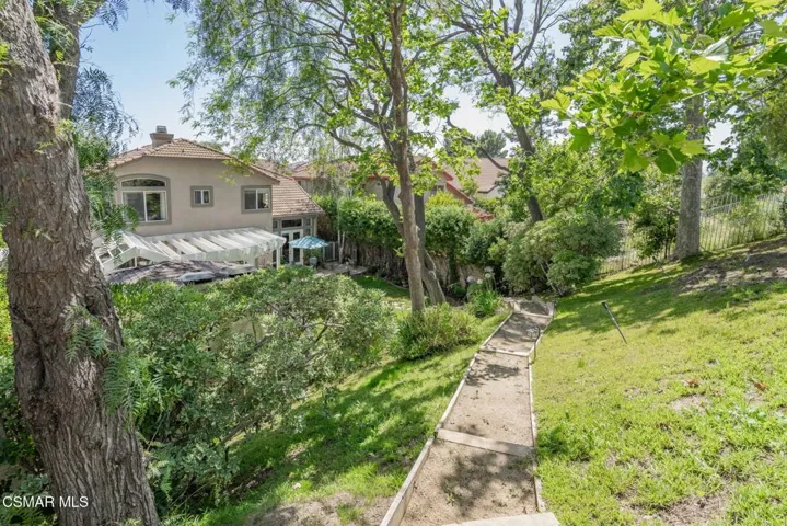 15591 Harte-Outside path