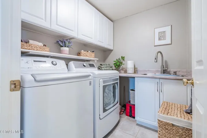 15591 Harte-Laundry