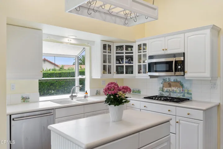 6861 Aviano MLS-15