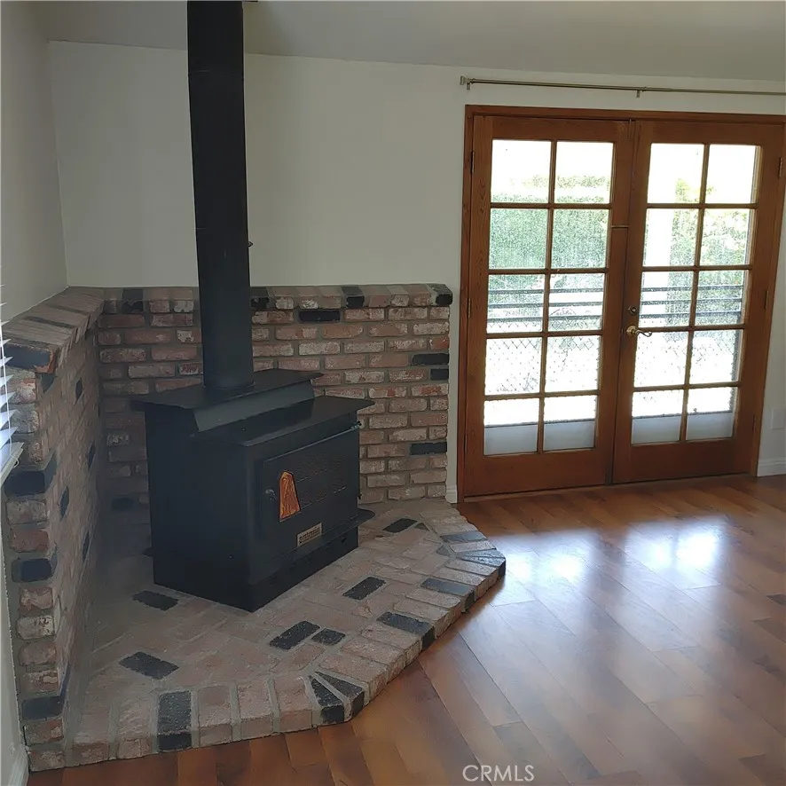 10904 1st Avenue, Whittier, California 90603 home-pic-18