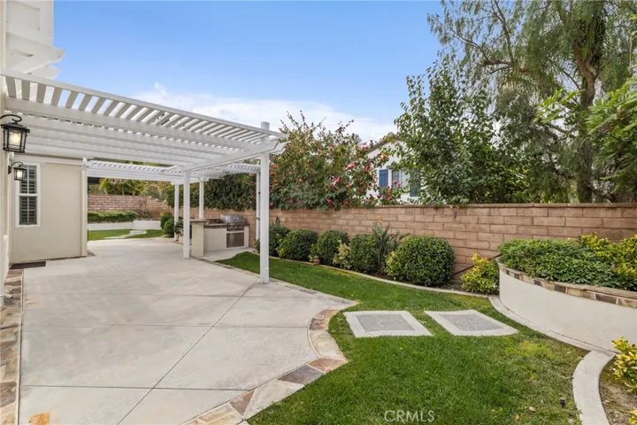 12 John, Ladera Ranch, California 92694