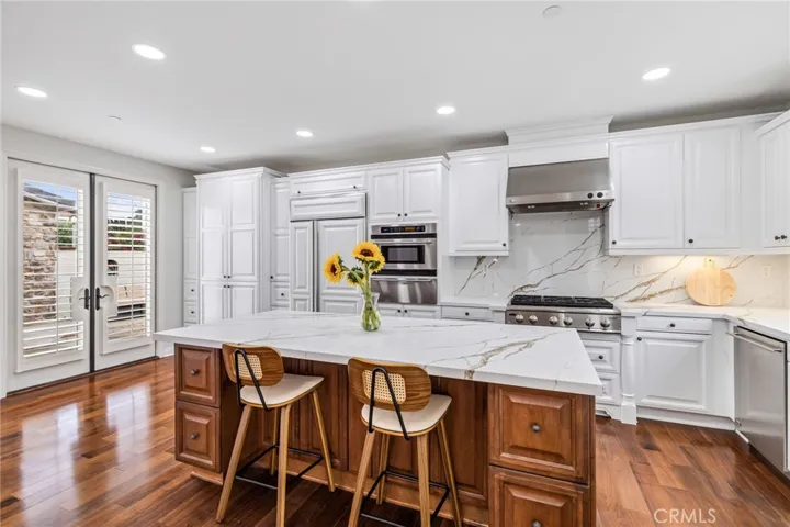 12 John, Ladera Ranch, California 92694