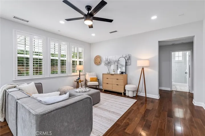 12 John, Ladera Ranch, California 92694