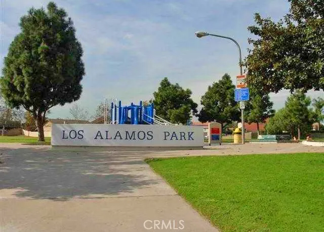 Steps to Los Alamos Park