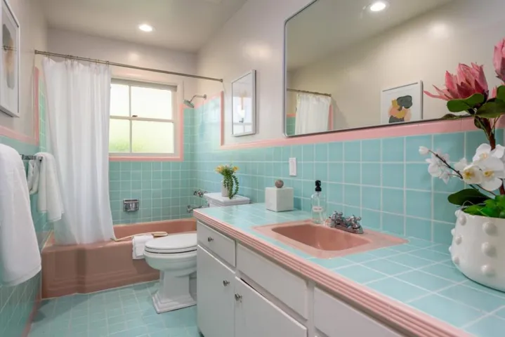 435 Buena Vista Avenue, Redwood City, California 94061
