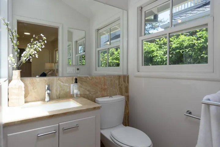 435 Buena Vista Avenue, Redwood City, California 94061