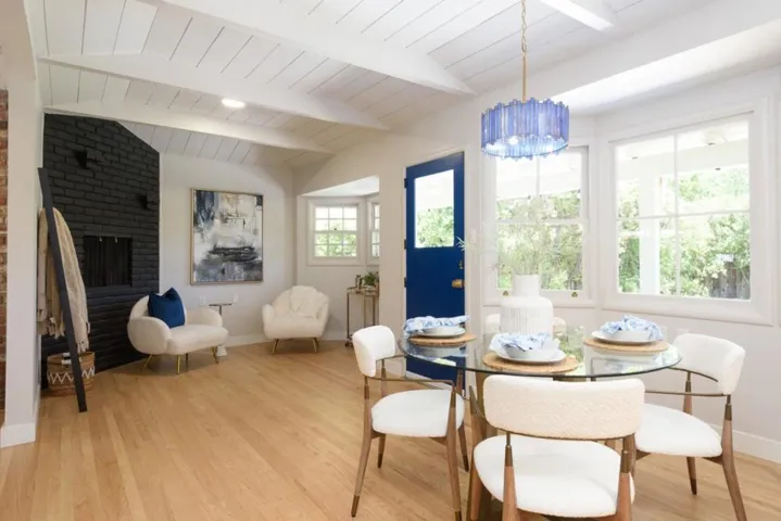 435 Buena Vista Avenue, Redwood City, California 94061