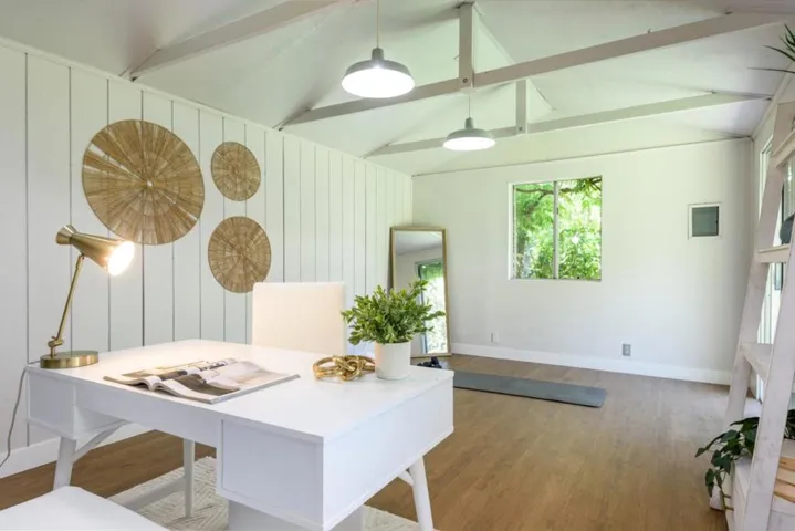 435 Buena Vista Avenue, Redwood City, California 94061