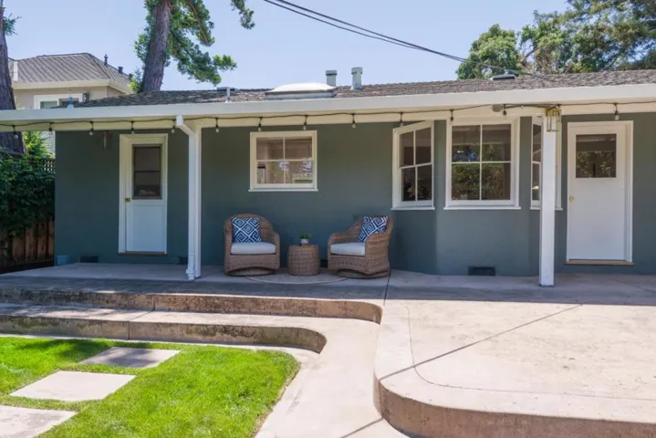 435 Buena Vista Avenue, Redwood City, California 94061