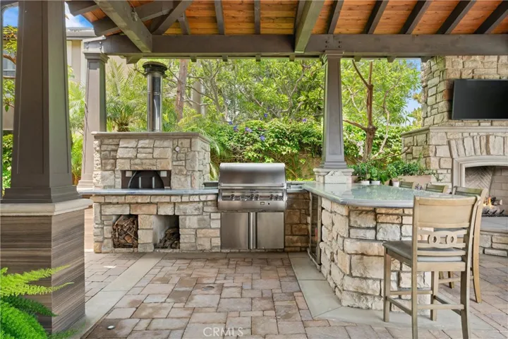 18912 Rockinghorse Lane, Huntington Beach, California 92648