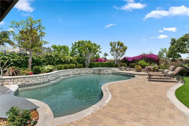 18912 Rockinghorse Lane, Huntington Beach, California 92648