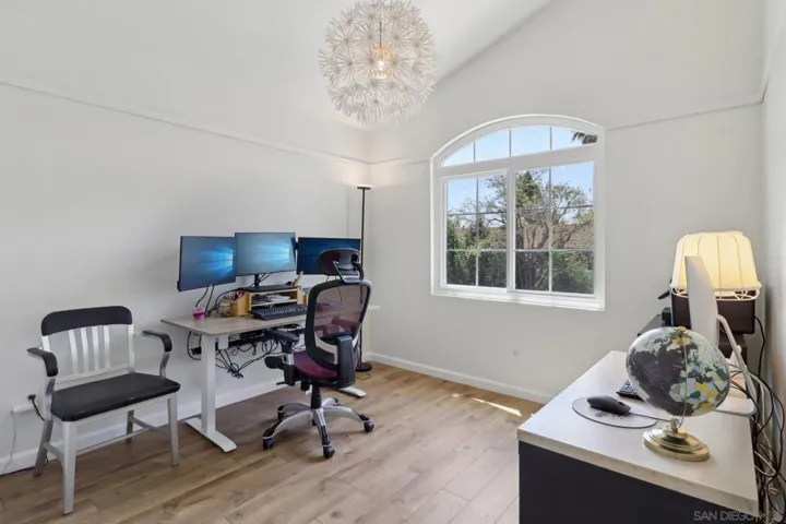 1716 Promenade Circle, Vista, California 92083