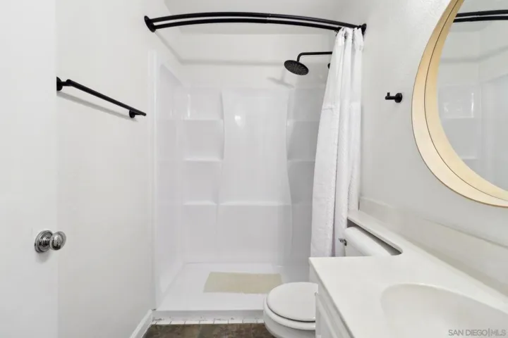 1716 Promenade Circle, Vista, California 92083