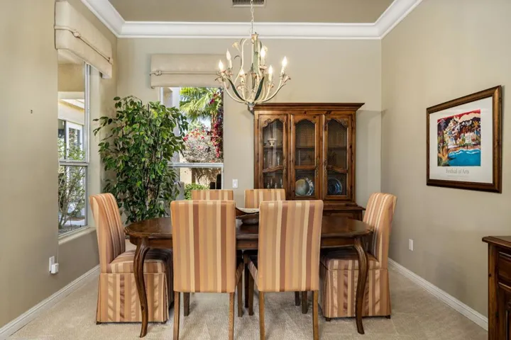 10-web-or-mls-NWHillcrest_OPMG_0325_016