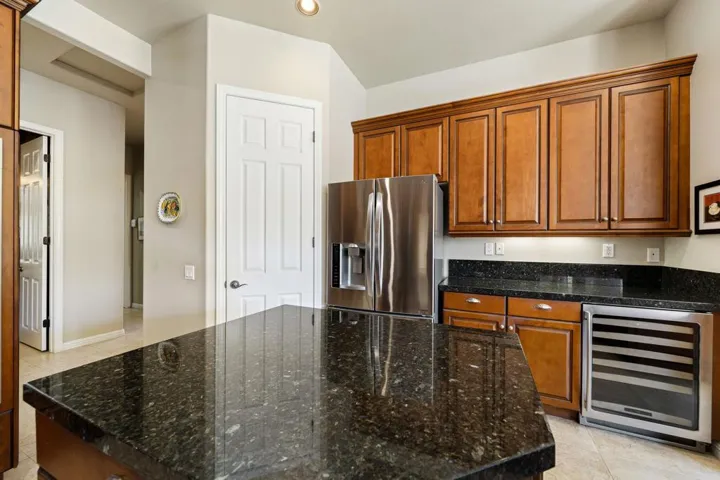 16-web-or-mls-NWHillcrest_OPMG_0325_023