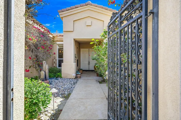 3-web-or-mls-NWHillcrest_OPMG_0325_010