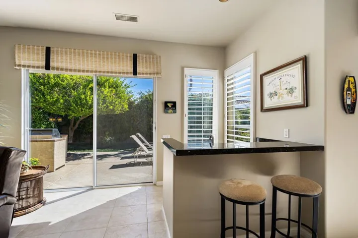 19-web-or-mls-NWHillcrest_OPMG_0325_026