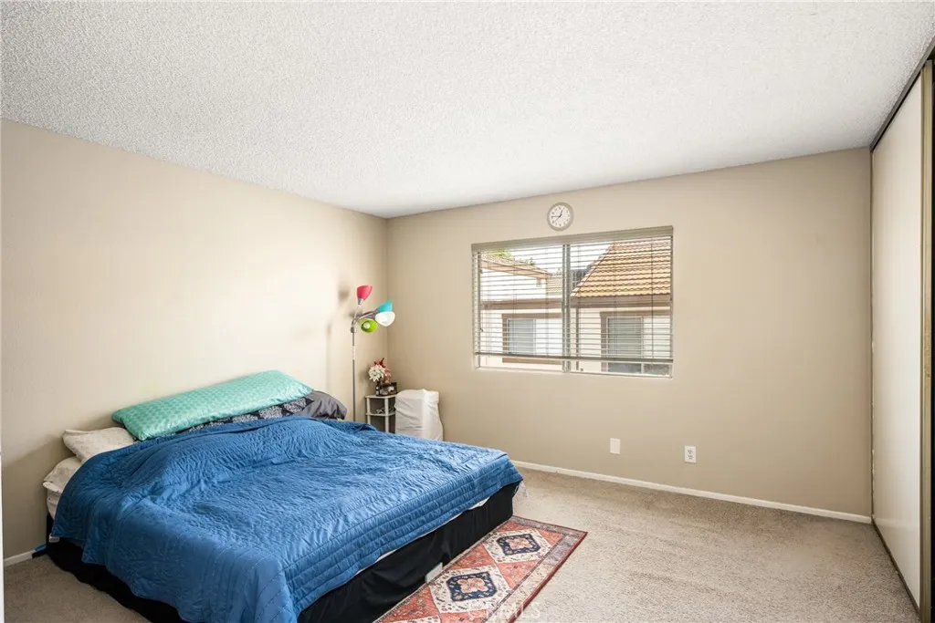 1206 S Cypress Avenue F, Ontario, California 91762 home-pic-22