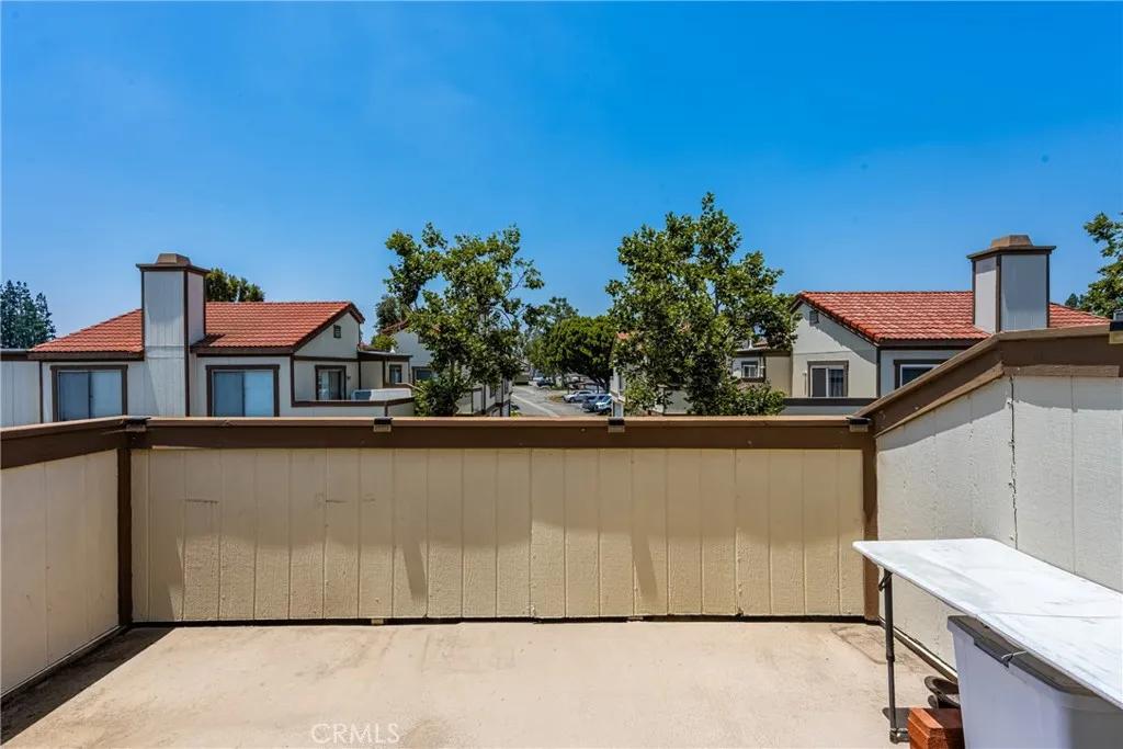 1206 S Cypress Avenue F, Ontario, California 91762 home-pic-20