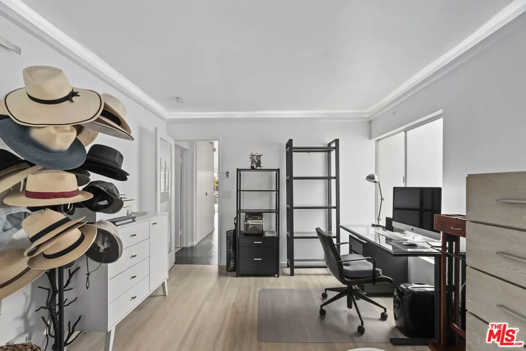 520 Strand Street 6, Santa Monica, California 90405 home-pic-13