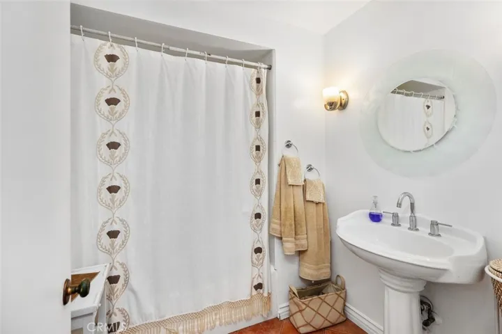 5245 Grandview Avenue, Yorba Linda, California 92886