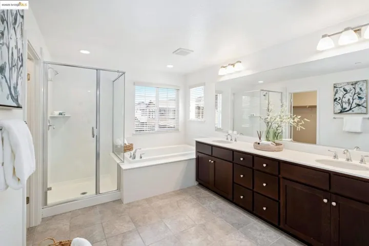 112 Willowrun Way, Oakley, California 94561