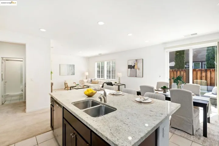 112 Willowrun Way, Oakley, California 94561
