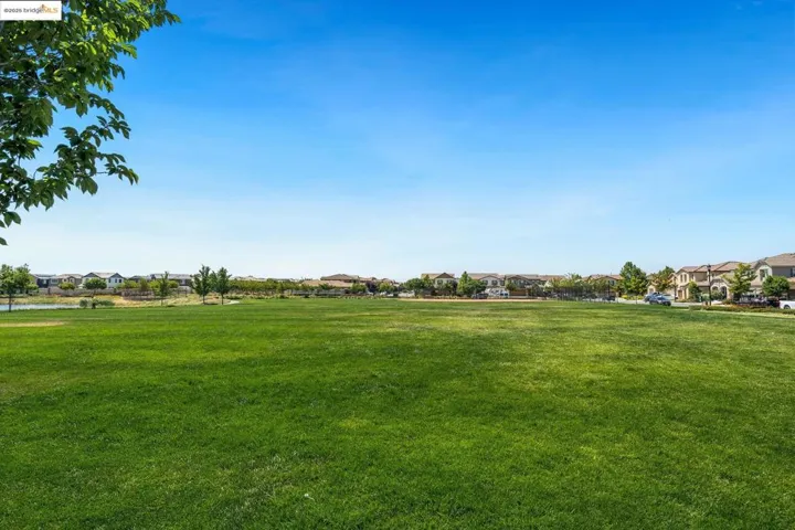 112 Willowrun Way, Oakley, California 94561