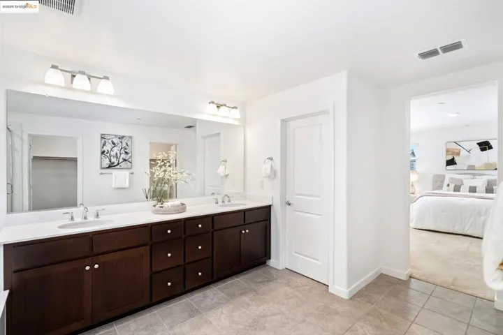112 Willowrun Way, Oakley, California 94561