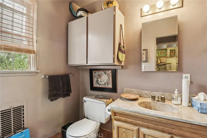 5603 Heatherdale Drive, Los Angeles, California 90043