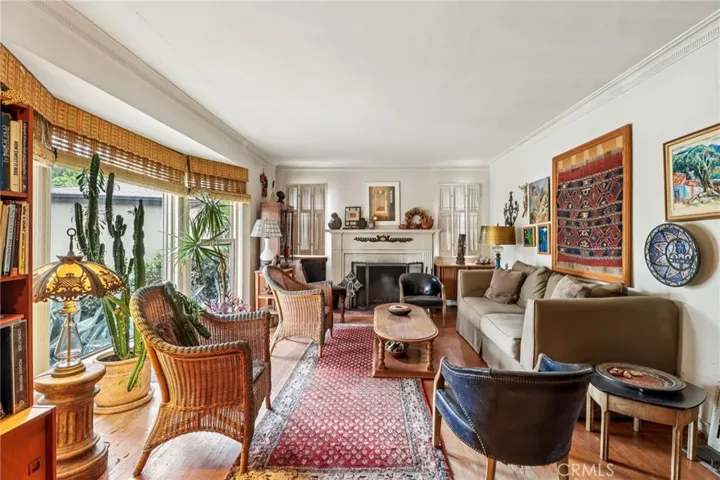 5603 Heatherdale Drive, Los Angeles, California 90043