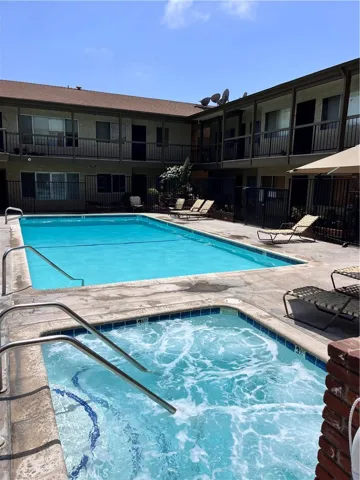 4633 Marine Avenue 107, Lawndale, California 90260