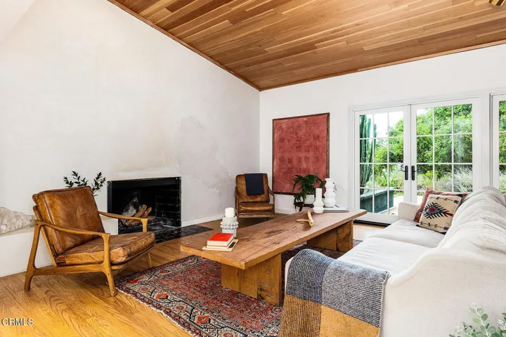4155 Aralia Rd 012-mls