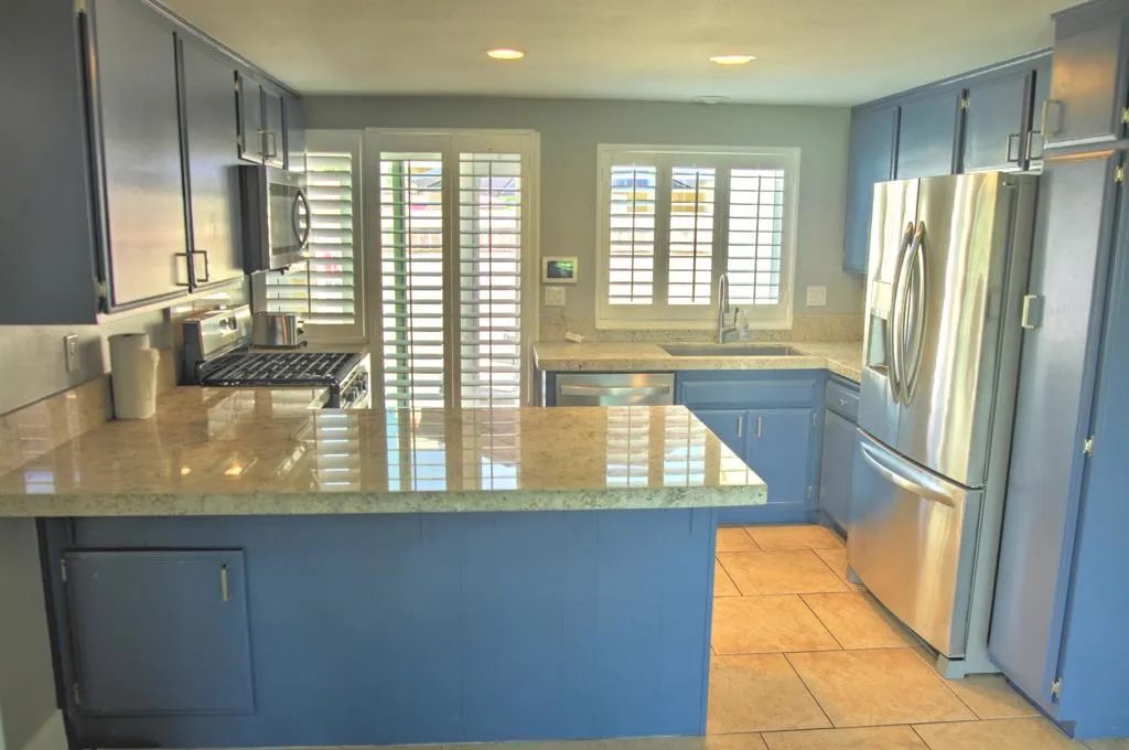 49380 Eisenhower Drive, Indio, California 92201 home-pic-8