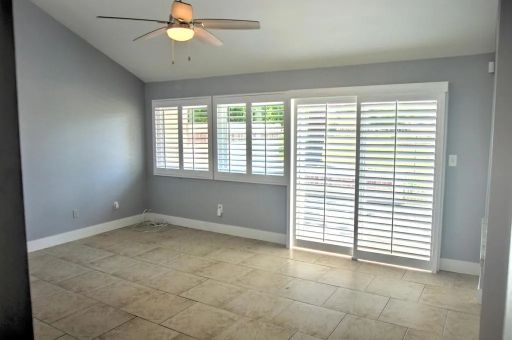 49380 Eisenhower Drive, Indio, California 92201 home-pic-12
