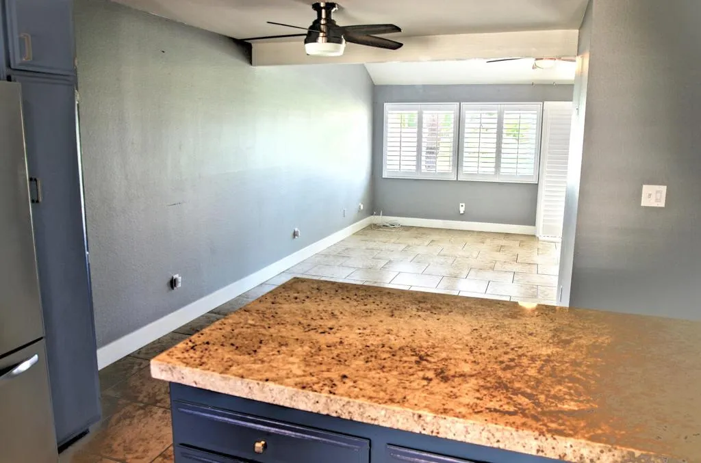 49380 Eisenhower Drive, Indio, California 92201 home-pic-10