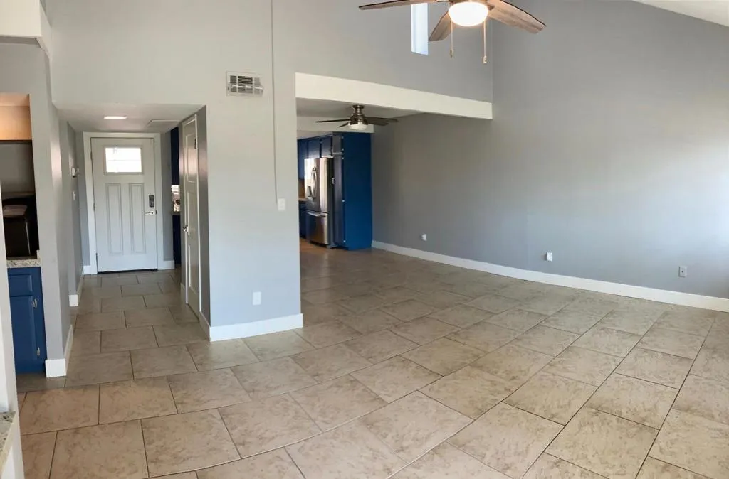 49380 Eisenhower Drive, Indio, California 92201 home-pic-3