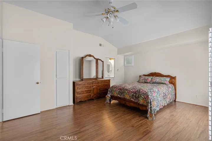 26320 Ivrea Place, Valencia, California 91355