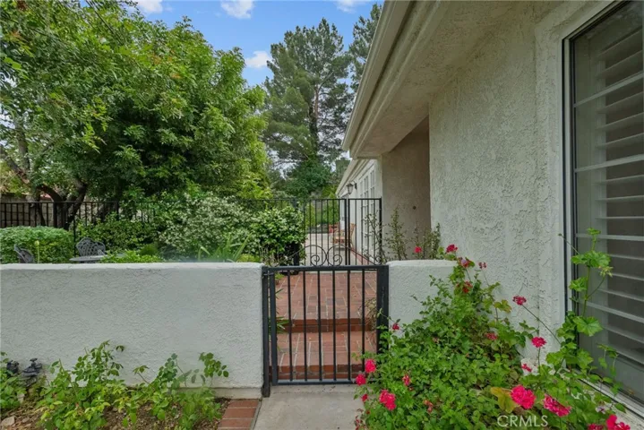 26320 Ivrea Place, Valencia, California 91355