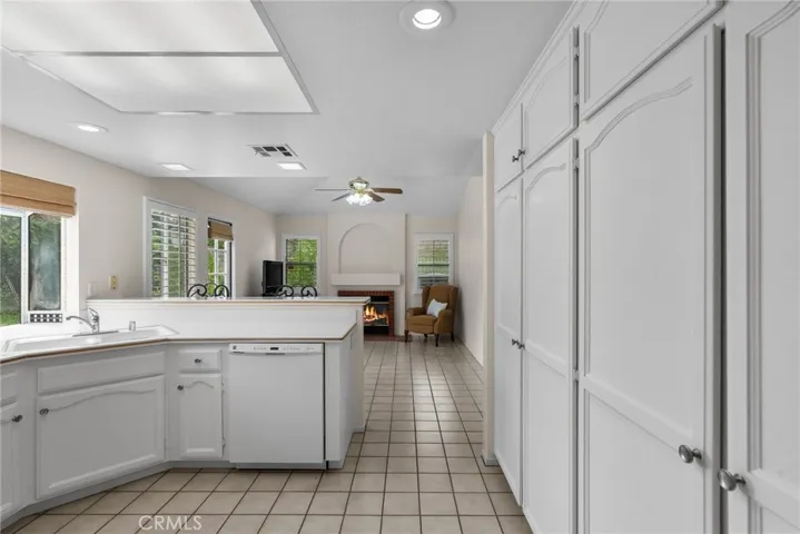 26320 Ivrea Place, Valencia, California 91355