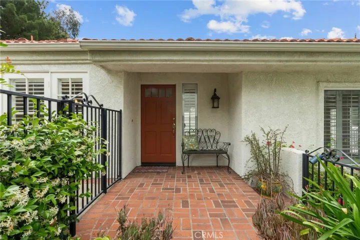 26320 Ivrea Place, Valencia, California 91355