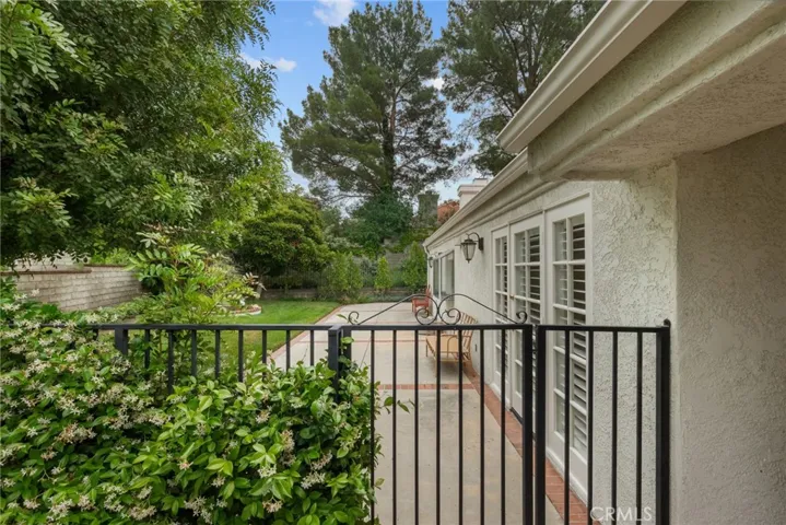 26320 Ivrea Place, Valencia, California 91355