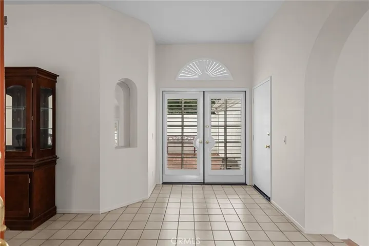 26320 Ivrea Place, Valencia, California 91355