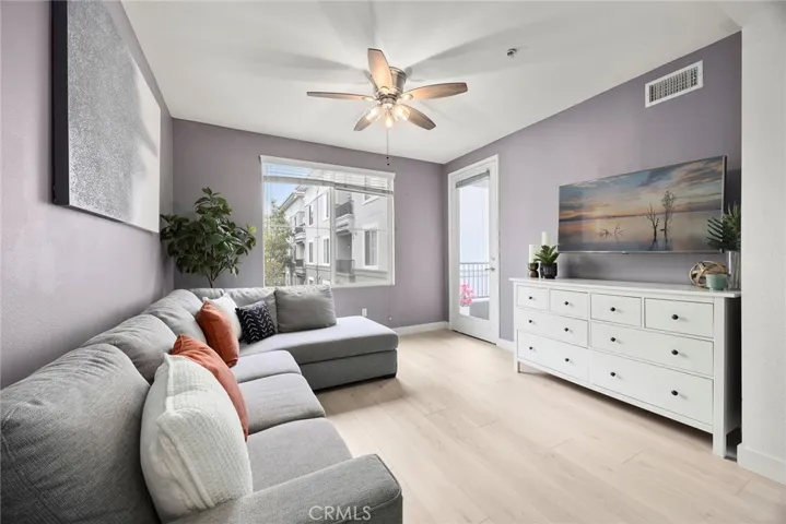 Stadium Lofts is the ultimate oasis for trendy urbanites, young families or those ready to right size & live the city life.