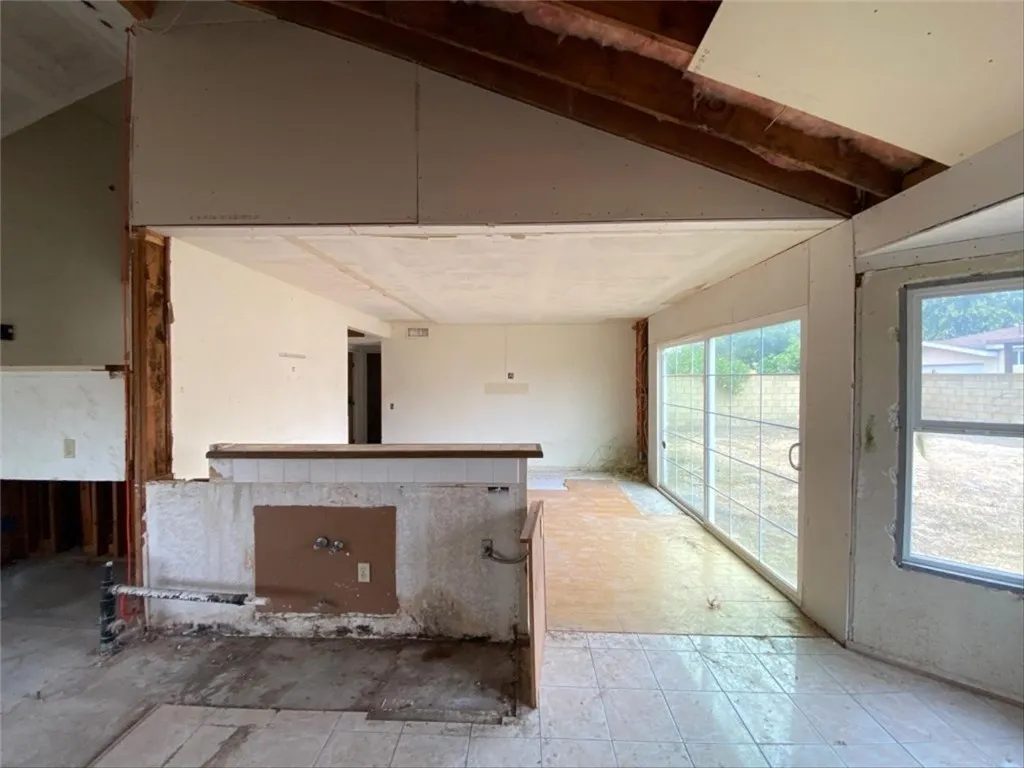 9602 Ives Street, Bellflower, California 90706 home-pic-6