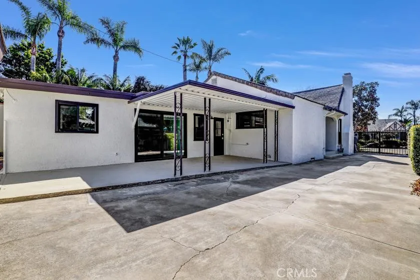 2327 Bonnie Brae, Santa Ana, California 92706 home-pic-31