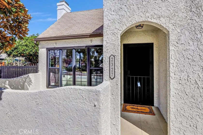 2327 Bonnie Brae, Santa Ana, California 92706 home-pic-5